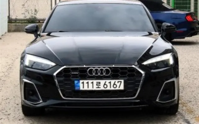 수원믿을만한중고차사이트 A5 (F5) 45 TFSI 콰트로 프리미엄 스포트백 매물 사진 1 - 2023/02 26,000km